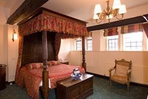 Four Poster Room